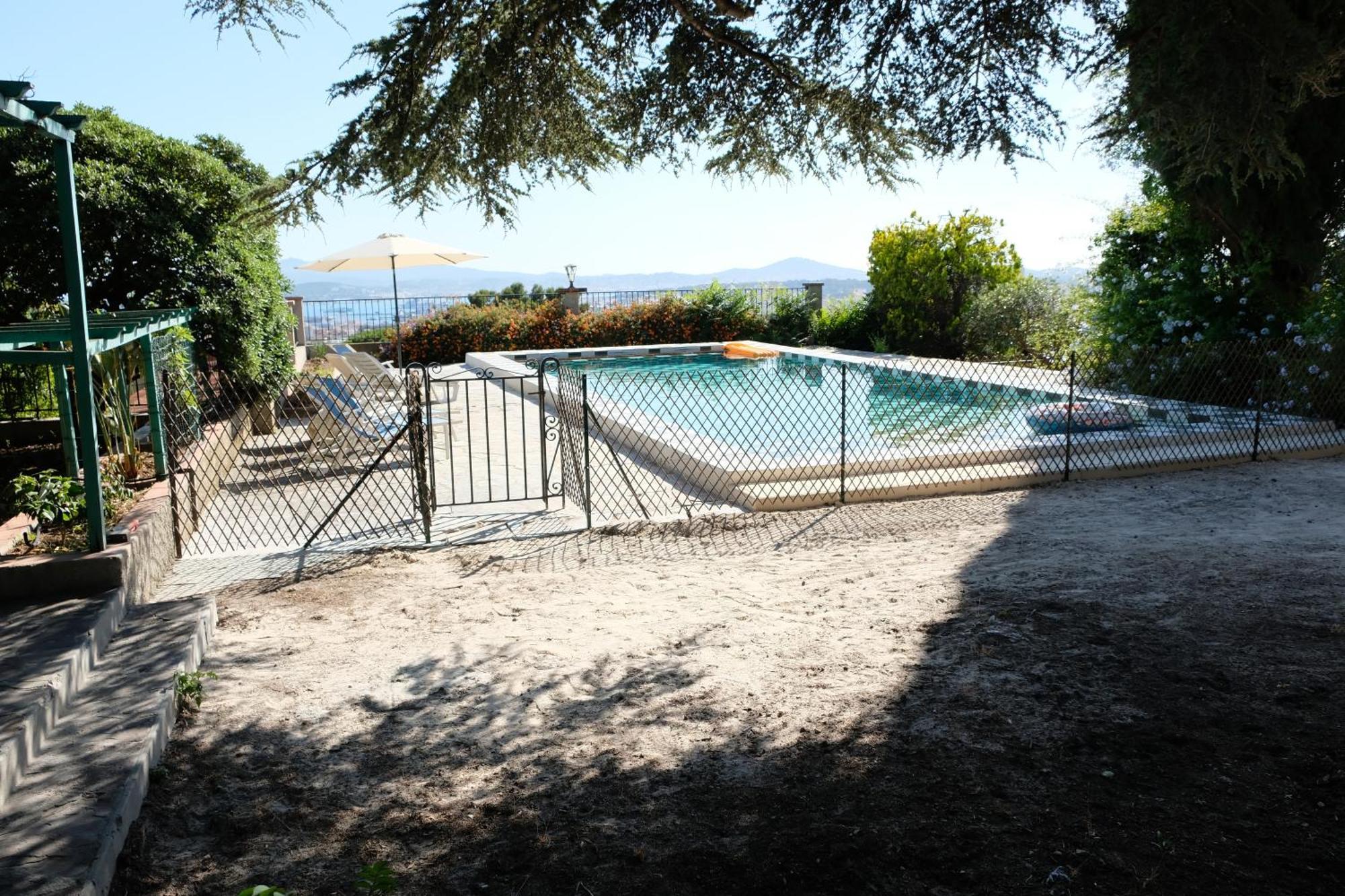 Mas Sainte Marie Apartamento Toulon Exterior foto